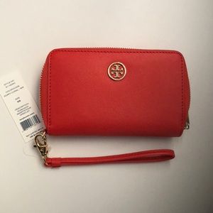 Tory Burch Robinson Smartphone Wristlet